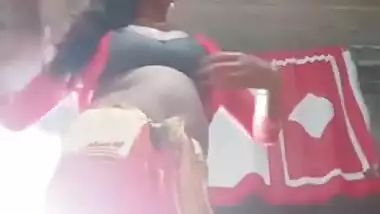 Desi Married Bhabi Showing Her BigAss And Pussy