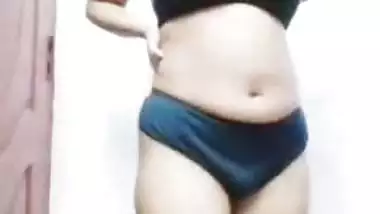 Huge boobs slave girl nude videos for master