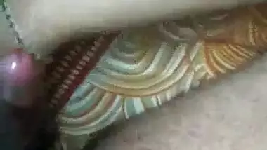 Busty aunty needs some pussy fingering and fucking