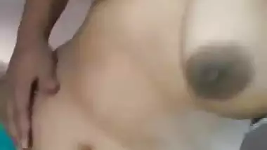 Desi big boobs bhabi sowing boobs