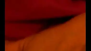 Sexy Mature Tamil Aunty Fingers Herself To Orgasm