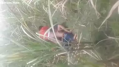 Bihari Outdoor Sex Mms Video Captured By A Voyeur