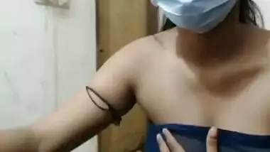 Desi Girl Teasing on Cam Only With Saree without bra Hot