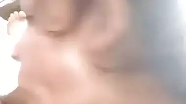 Hot Mumbai babe sucks a dick and rides on it in Indian porn