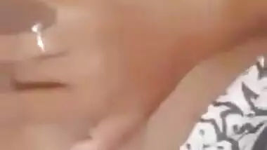 Today Exclusive- Tamil Bhabhi Showing Her Pussy And Bathing Part 2