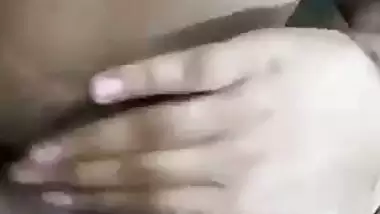 Indian girl nude MMS after stripping on camera