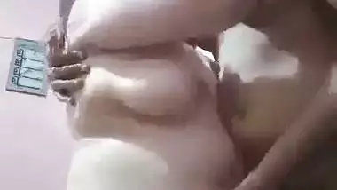 Massive boobs wife romance with husband and sex