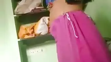 Sexy Telugu Bhabhi Give Handjob