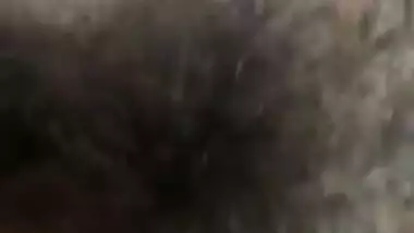 Sexy Desi housewife gets her hairy XXX pussy fucked hard MMS