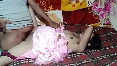 Farmer doesn't beat around the bush when Desi calls him for XXX sesh