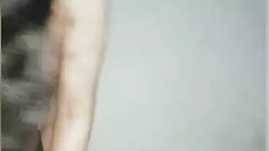 Indian wife dildo fucking pussy viral clip