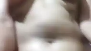 Desi Bhabhi Shows He boobs and Pussy