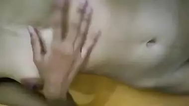 Indian School Girl Having Fun In Bathroom Leaked Video Hot Asian - Sri Lankan