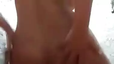 Today Exclusive- Sexy Paki Bhabhi Record Her Nude Selfie