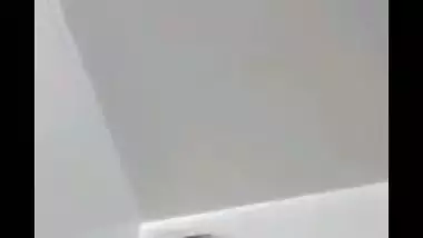 Desi girl untouched boobs showing video for lover