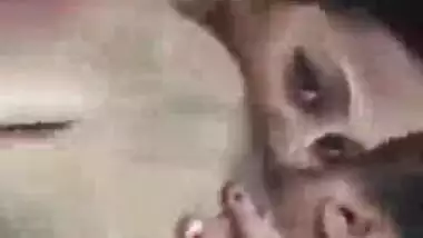 Desi wife wild fuck with naughty hindi audio