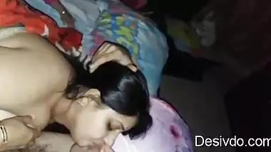 Desi wife sloppy passionate kiss lip biting and sucks lips