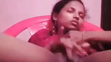 Keralan girl fingering pussy on selfie cam